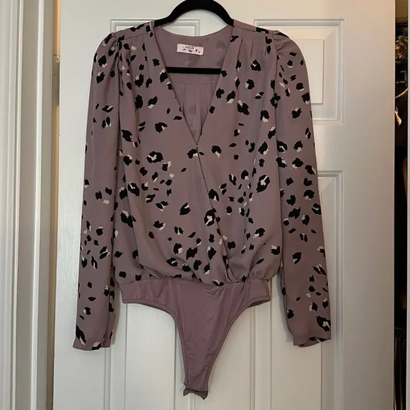 Buddy love purple leopard animal print cross front body suit long sleeve small - Picture 1 of 4